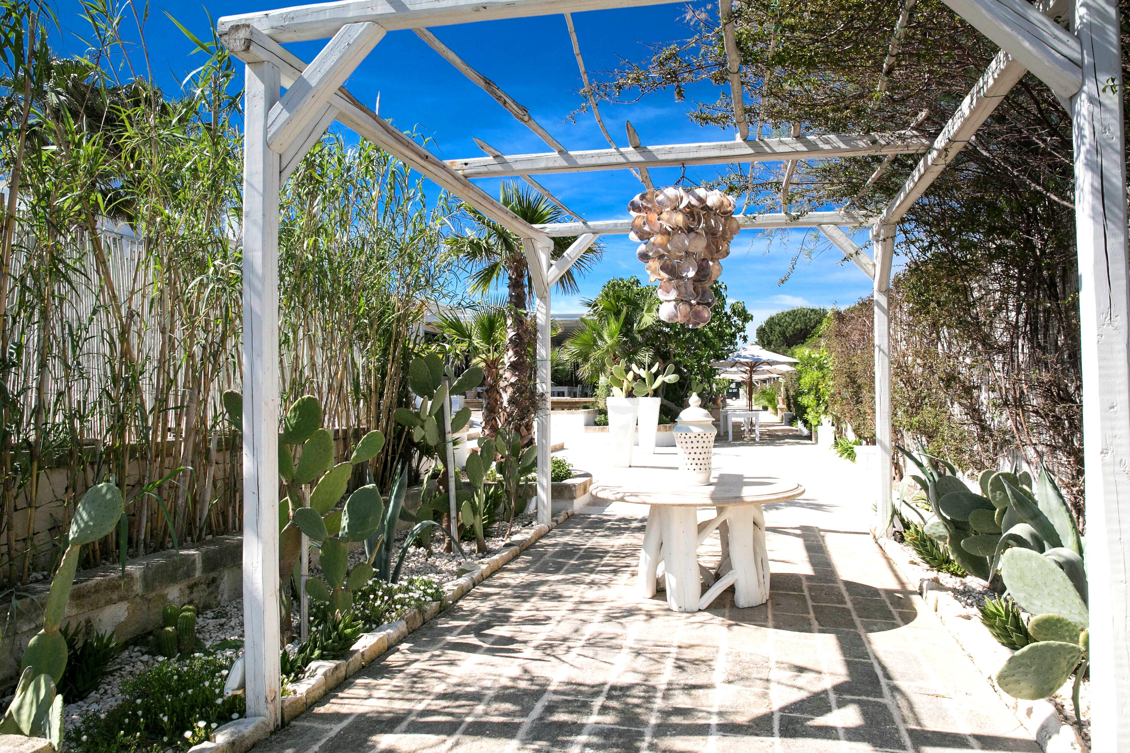 Canne Bianche Lifestyle Hotel Torre Canne Esterno foto