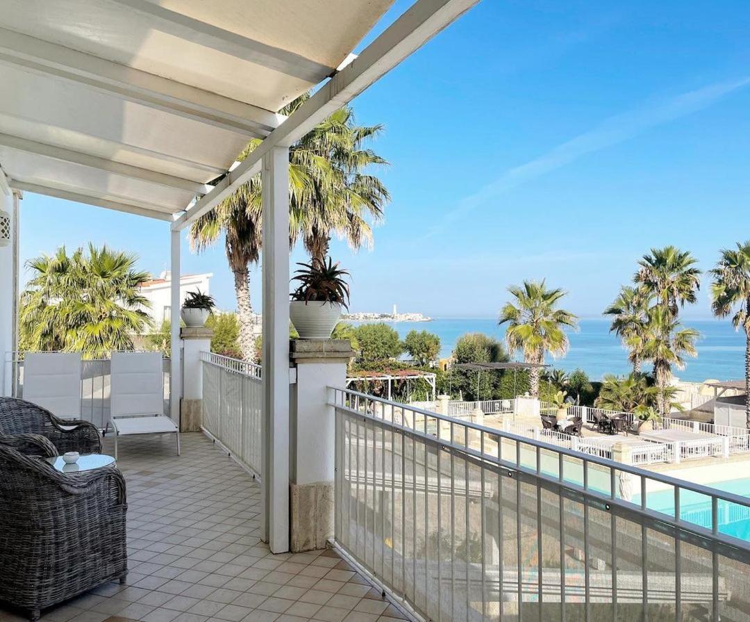 Canne Bianche Lifestyle Hotel Torre Canne Esterno foto
