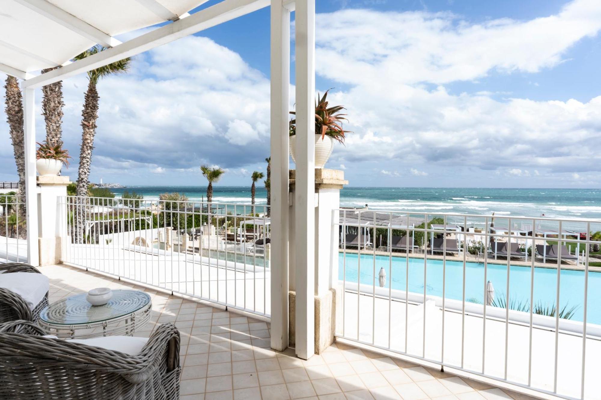 Canne Bianche Lifestyle Hotel Torre Canne Esterno foto