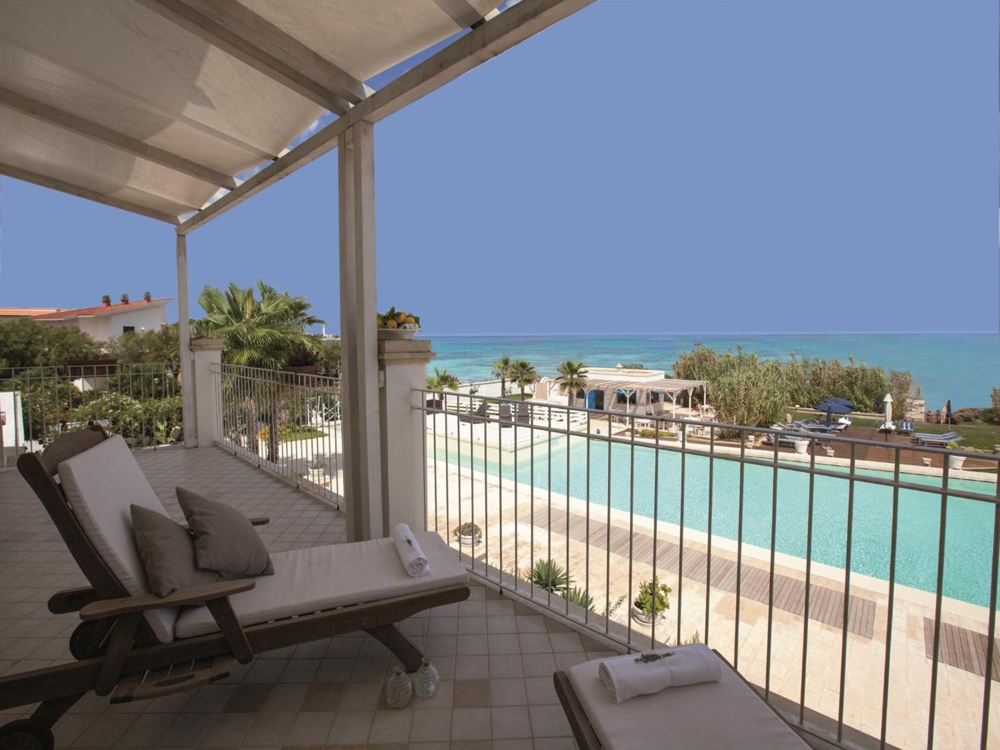 Canne Bianche Lifestyle Hotel Torre Canne Esterno foto